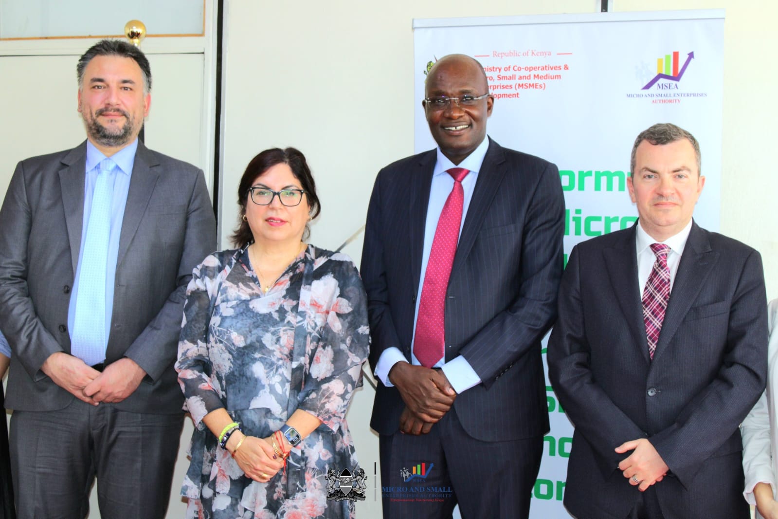 Delegation from World Bank Group with MSEA CEO(center)