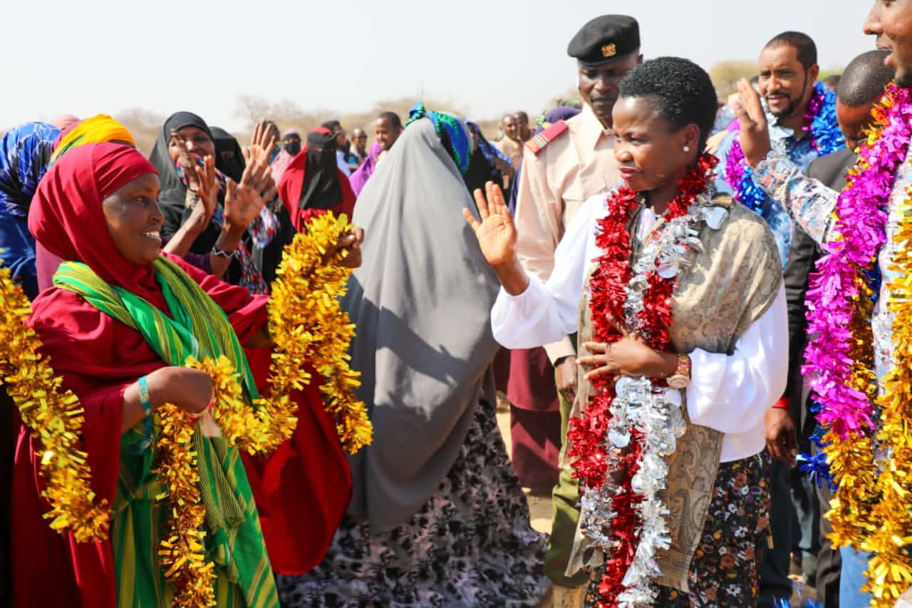 Hon. Susan Mang'eni PS MSMEs Dev. is welcomed by residents of Mandera
