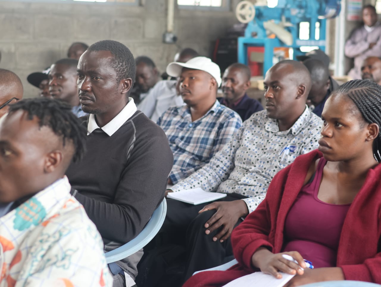 Local innovators and Jua Kali artisans with technical expertise to manufacture high-quality, high-capacity edible oil grinding machines locally