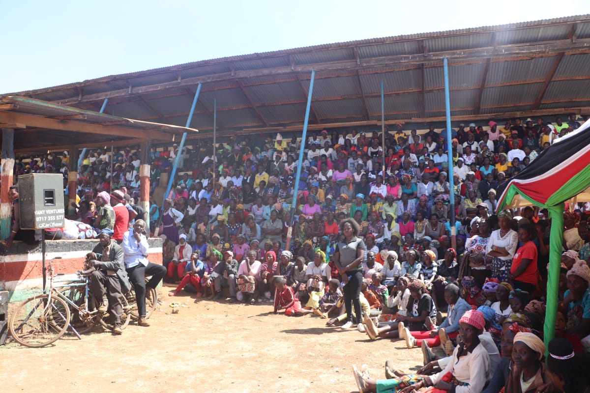 Members of public present from Tigiana West