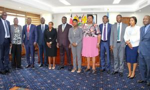 Stakeholders present during signing of the Perfomace Contract