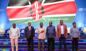 Various dignitaries present athe 25th Nyanza International Investment Summit pose for a photo